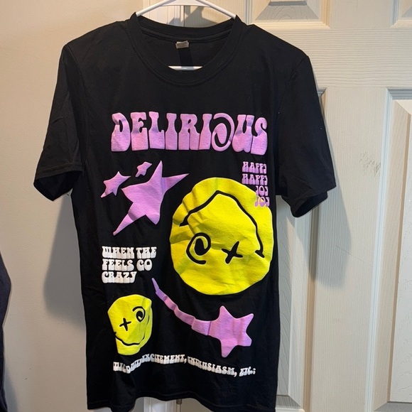 Delirious Tops - Delirious Black and Yellow Short Sleeve Tee with Graphic Design